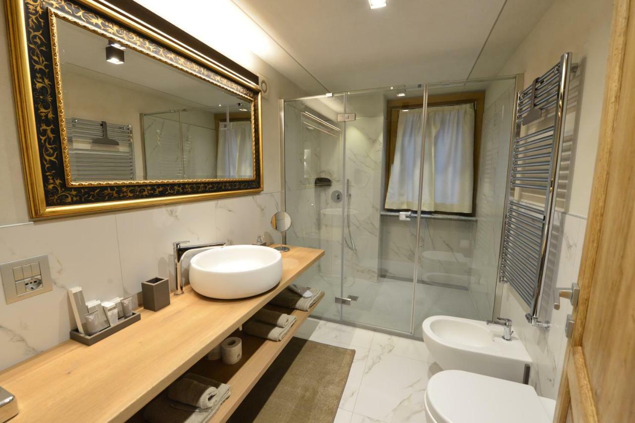 Le Reve Charmant Apartments - Via Sant'Orso,2 Aosta Exteriör bild