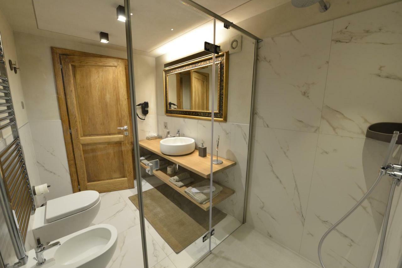 Le Reve Charmant Apartments - Via Sant'Orso,2 Aosta Exteriör bild