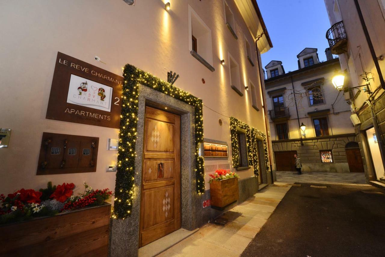 Le Reve Charmant Apartments - Via Sant'Orso,2 Aosta Exteriör bild